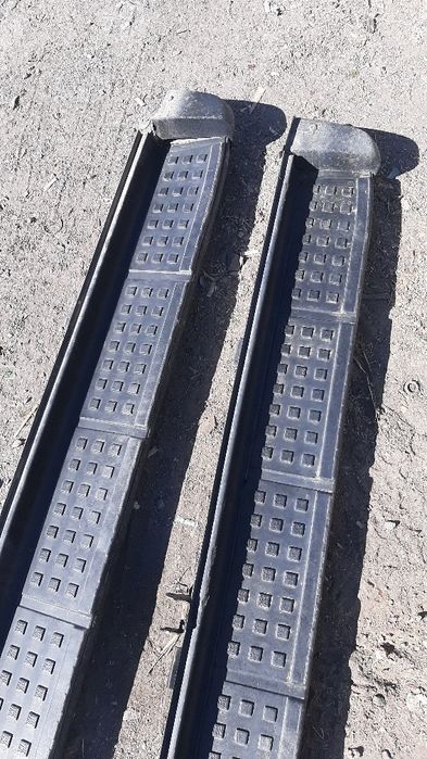 Подножки 4ранер 215