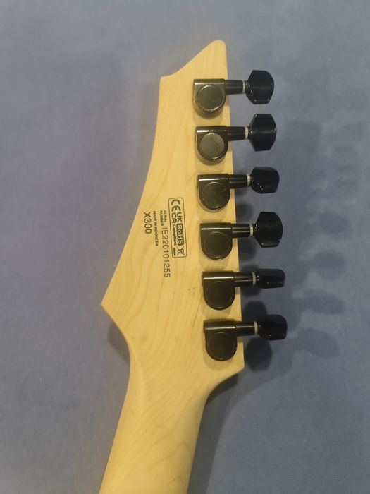 Электрогитара Cort X-300 Flip