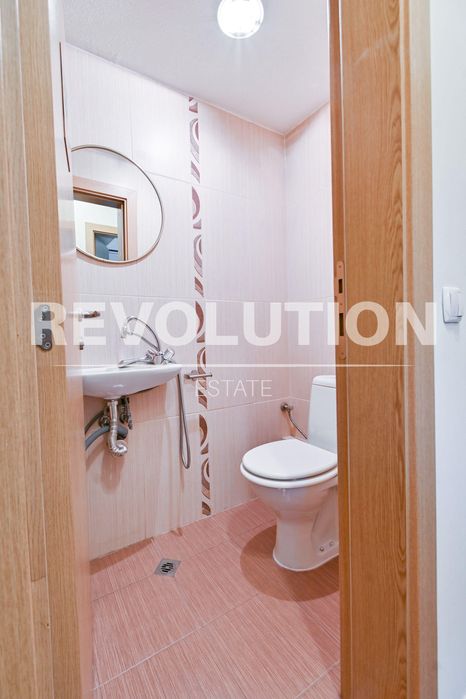 Дава се под наем Тристаен апартамент в София, Витоша - 77 кв.м за 847.62 € - Снимка #11