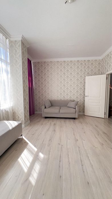 Продам 1 ком кв горячка
