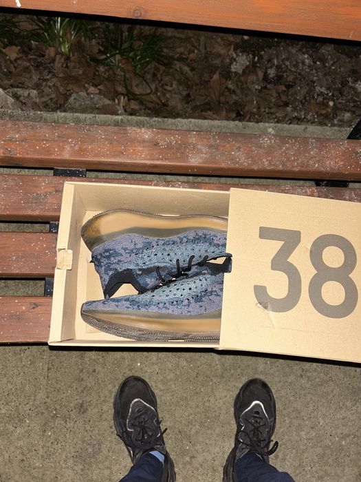 Adidas Yeezy 380 Оригинални