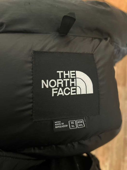 The North Face пуховик, очень тёплый.