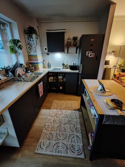 Studio luminos, complet mobilat 49 mp + balcon + parcare