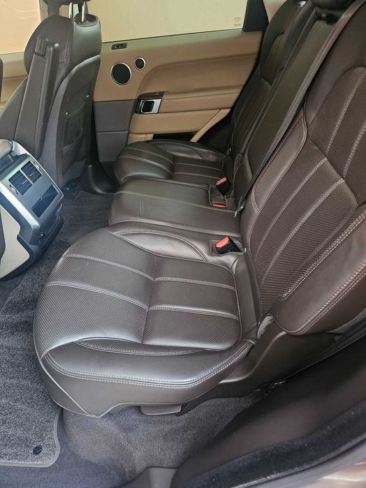 Autoturism Land Rover
