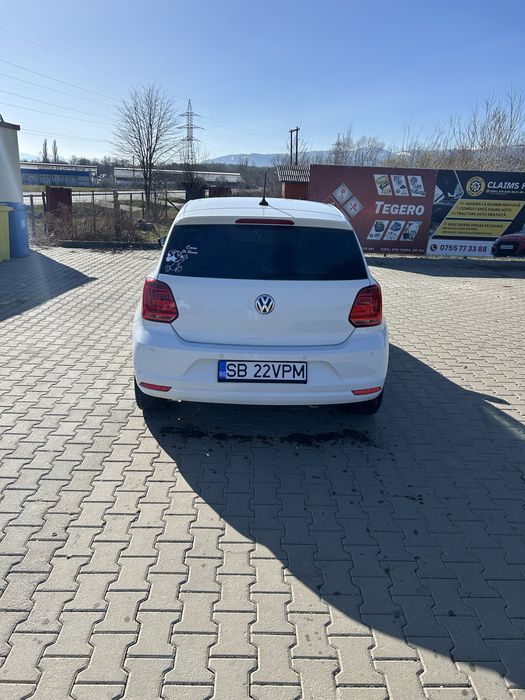 VOLKSWAGEN Polo 2015 — imagine 5