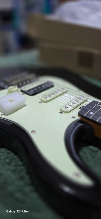 Китара електрическа Чисто Нова