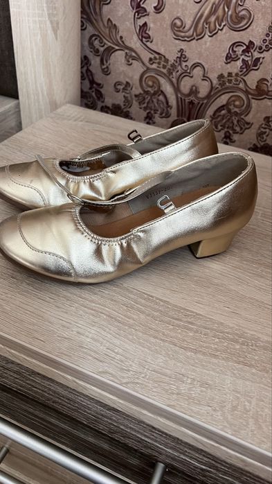 Детский обувь