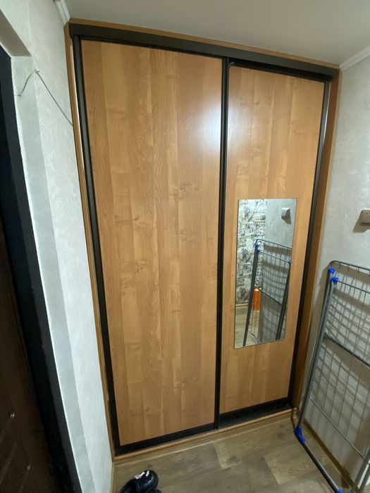 Продается двери купе и полки