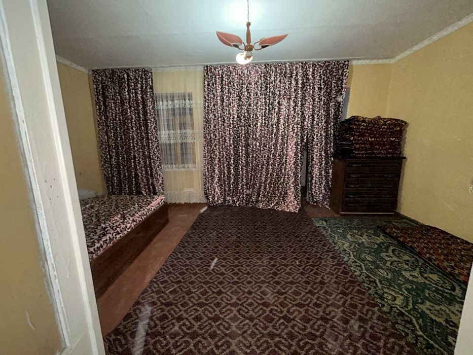 13 мкрн да 1 хонали уй сотилади