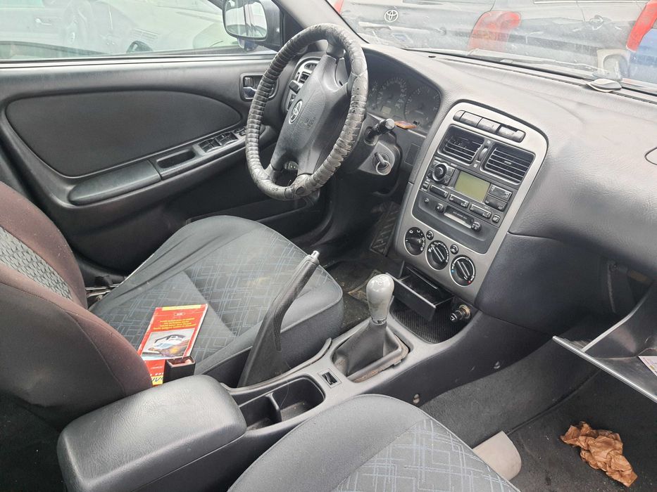 На части! Toyota Avensis 2.0 D4D