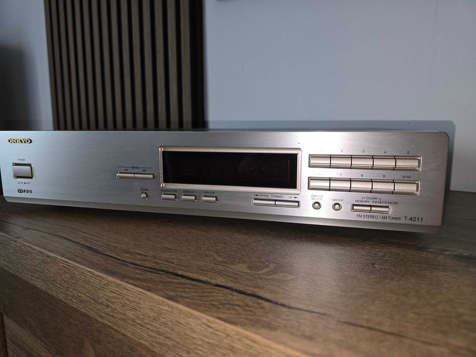 Vand radio Onkyo  T-4211 RDS / Technics ST-X302L