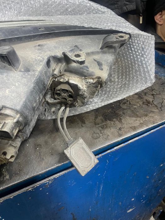 Би леды на элантра 2014