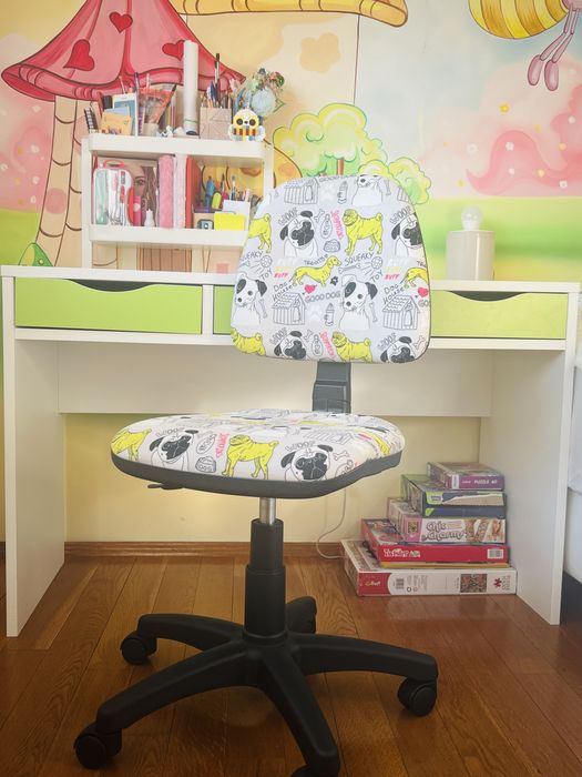 Birou + scaun copil Mobexpert – alb & verde, stare foarte buna