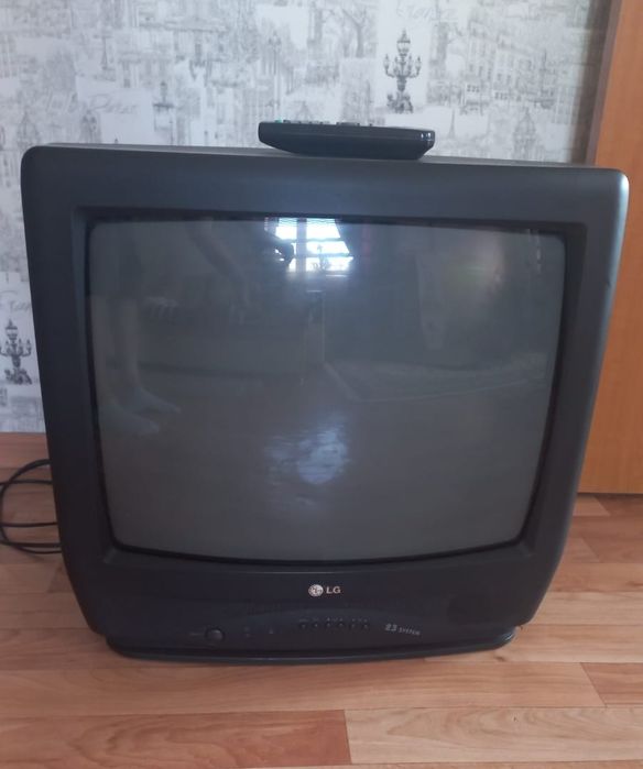 Продам телевизор в хорошем состоянии