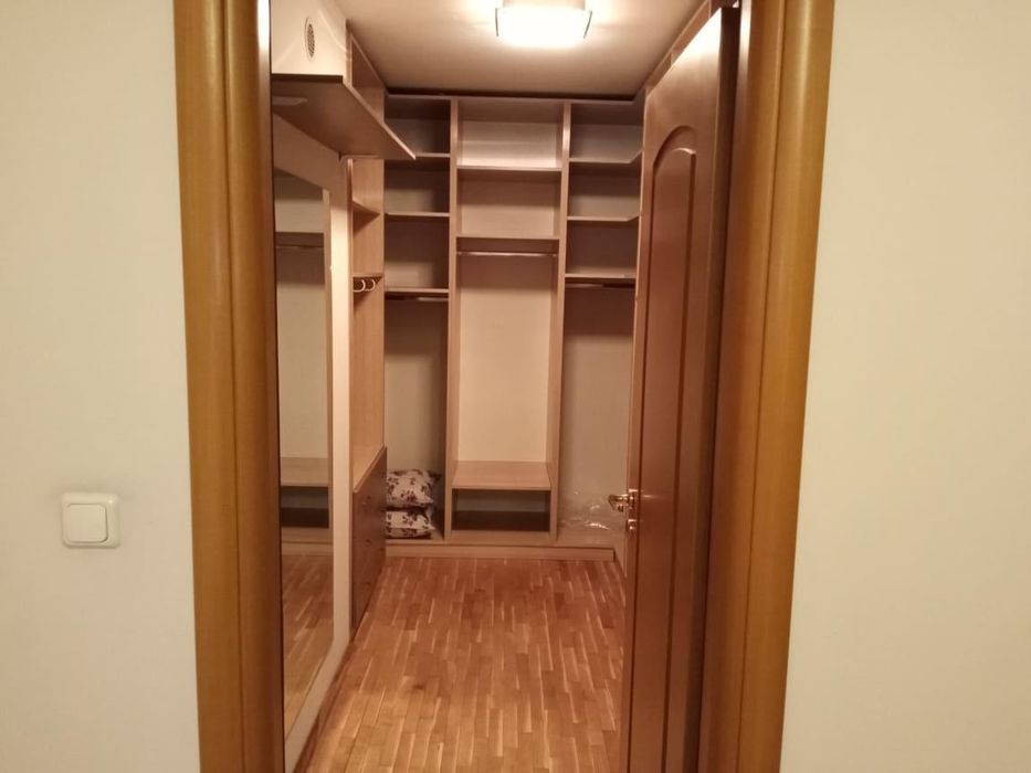 Дава се под наем Тристаен апартамент в Пловдив, Кършияка - 125 кв.м за 800 € - Снимка #3