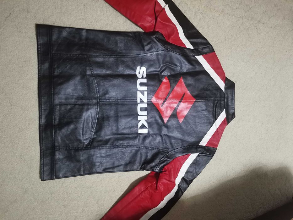 Яке размер L изкуствена кожа, чисто ново, необличано. Китай