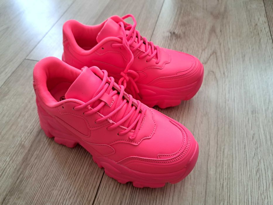 Маратонки от shein