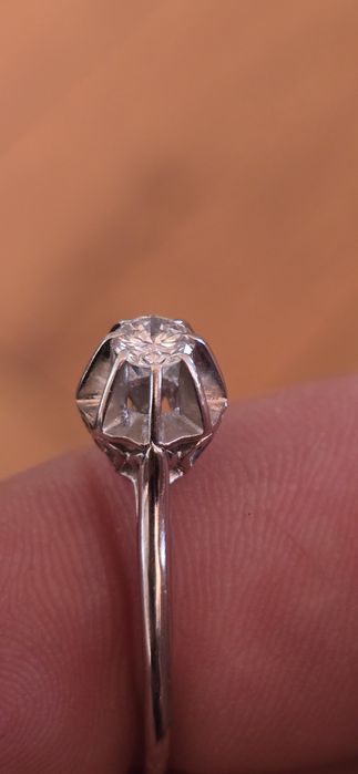 Inel Solitaire aur 18 k Franța diamant 0.30 ct top okazie