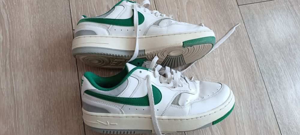 Маратонки Nike Gamma Force