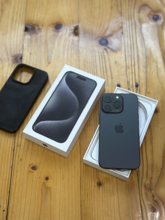 iPhone 15 Pro Black ca nou stare noua 128 GB 93% baterie full box + husa
