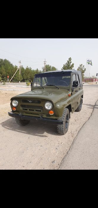Uaz sotiladi 2003 yil