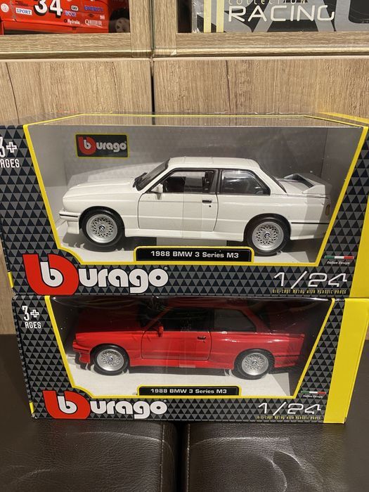 Bburago BMW 3 series M3 an 1988 roșu , alb machetă auto scara 1:24