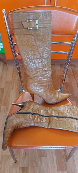 Обувь женская 39-40 Европа