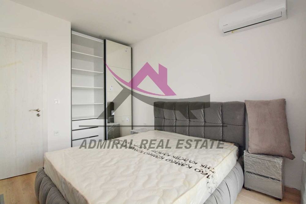 Продава се Тристаен апартамент в Варна, Възраждане 3 - 83 кв.м за 2470 €/кв.м - Снимка #4