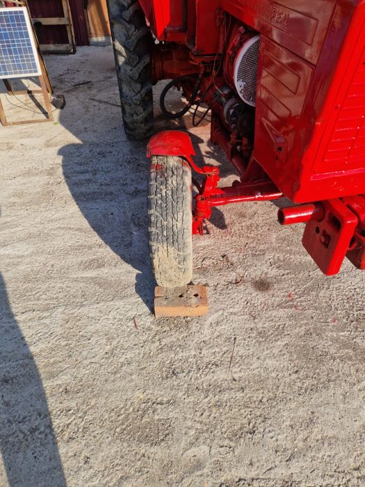 Трактор Т-25 с принадлежностями