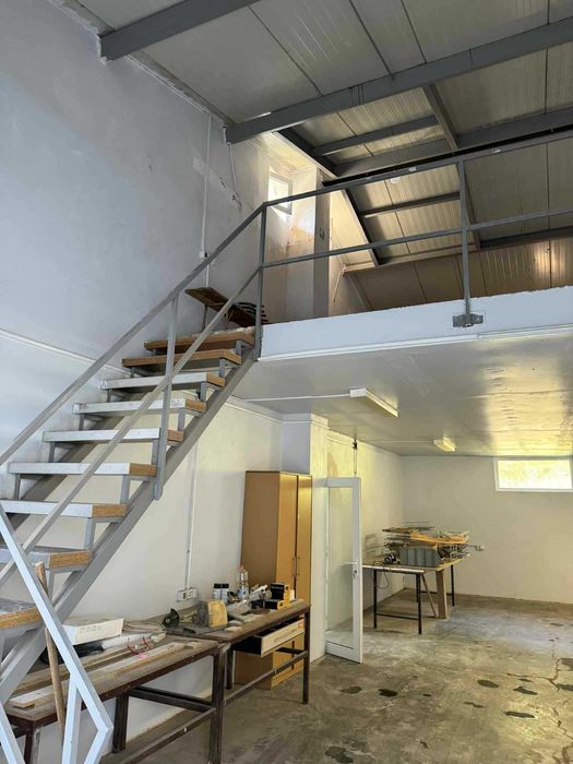 hala de inchiriat Resita