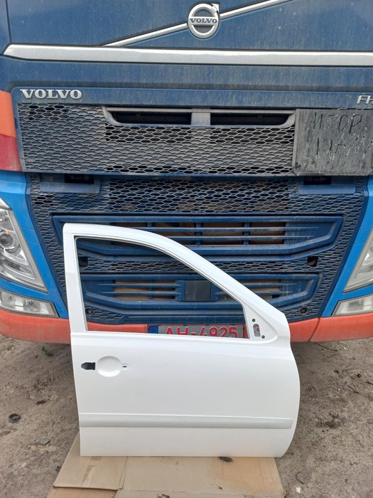 Продам дверь от лады гранты