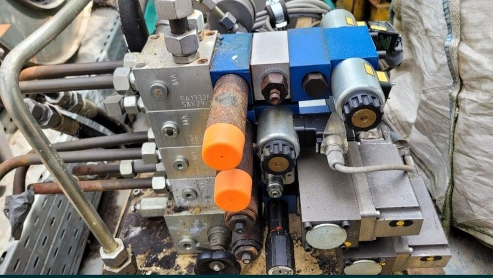 centralina pompa hidraulica rezervor motor electric grup distribuitor