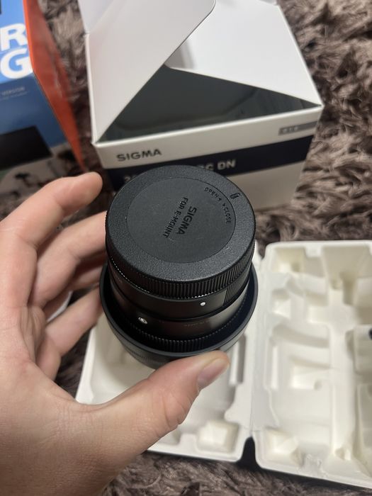 Obiectiv foto mirrorless Sigma 30mm f1.4