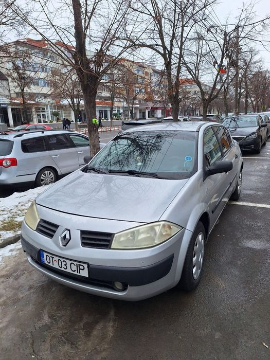 Vând renault megane 2 , 1.4 16v