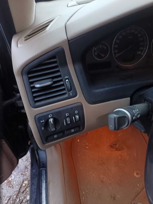 Волво Хц70 2.4д5 185 автомат на части 06г