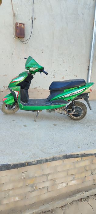 Skuter xolati zor