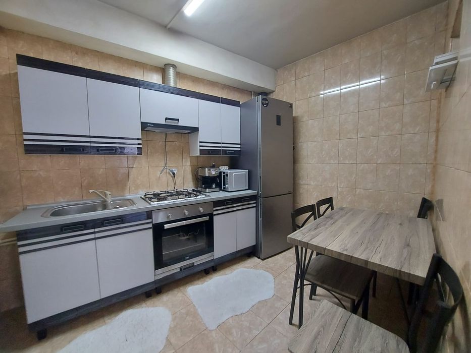 Casă de închiriat în zona centrală