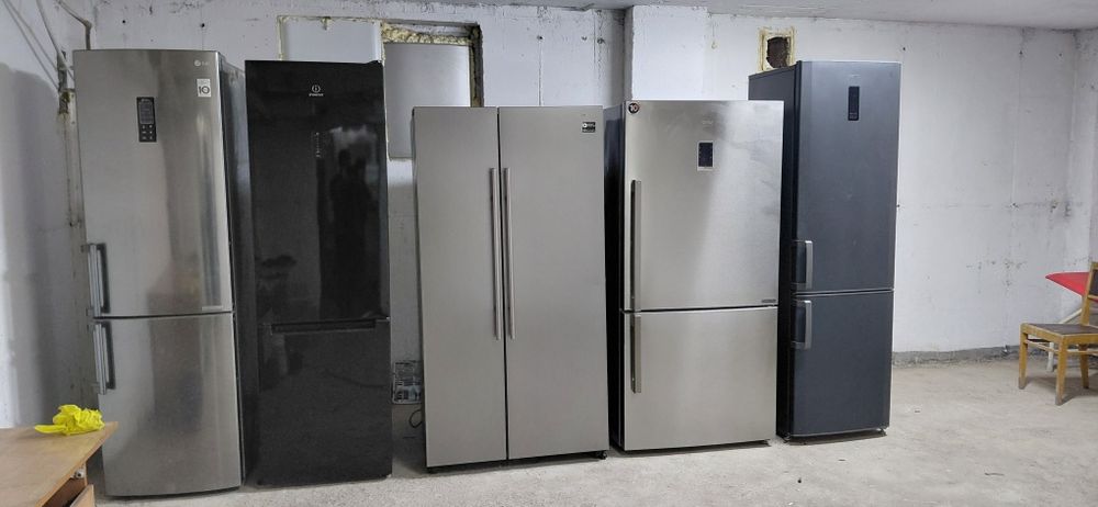 Холодильник рабочи