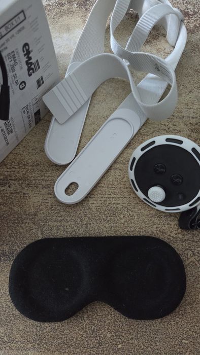 Meta Quest 3s VR cu baterie si suport Bobovr