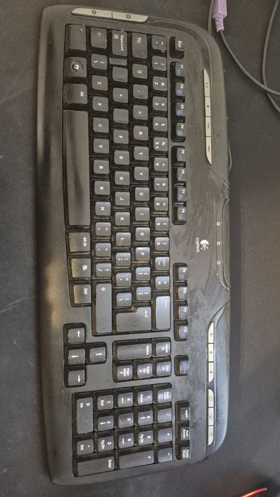 Tastatura Logitech PS/2 cu butoane multimedia