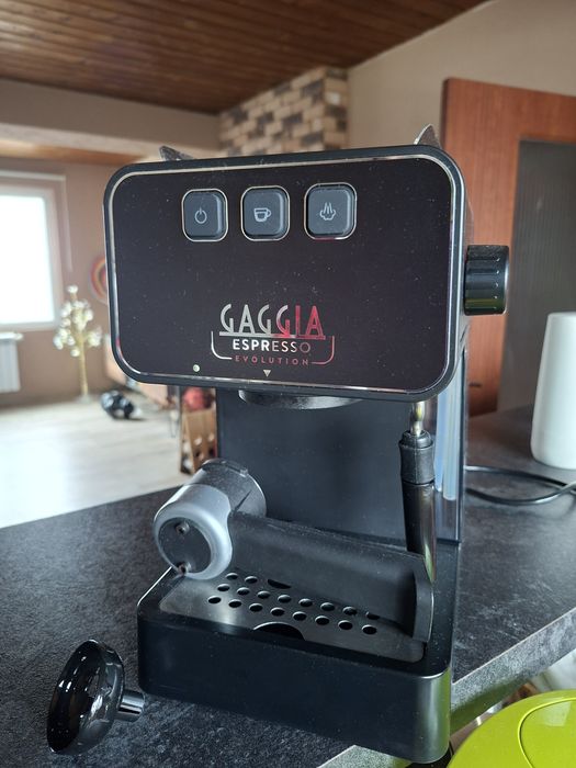 Кафемашина за професионална и домашна употреба.