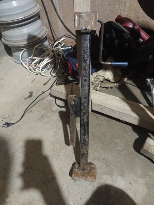 Домкрат ВАЗ 2101-07.