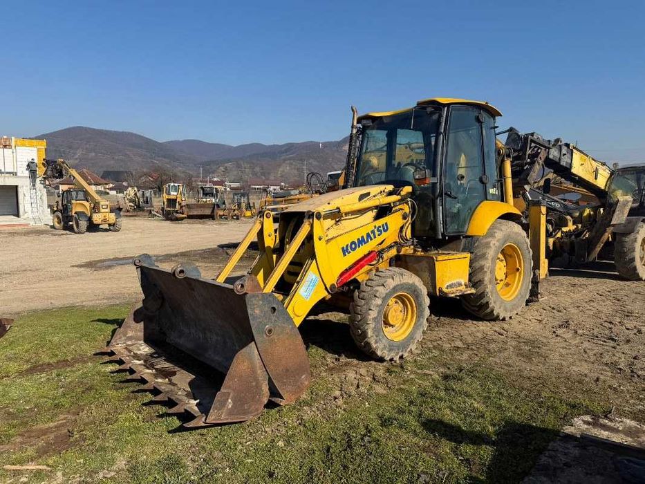 Motor buldoexcavator Komatsu WB93 - R5 piese