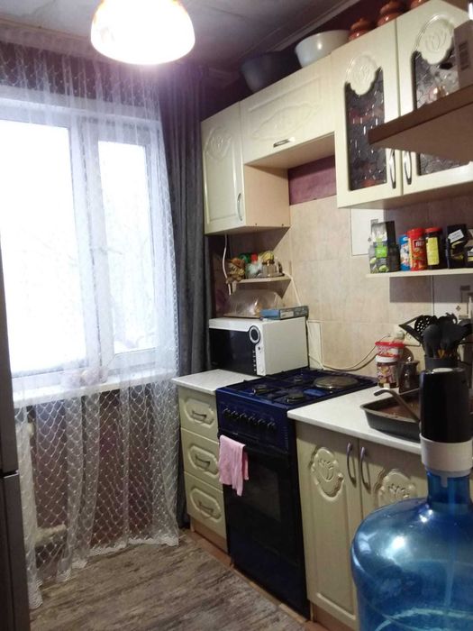 Продаю 2 комнатную квартиру в 22 микрорайоне. Помогу оформить ипотеку.