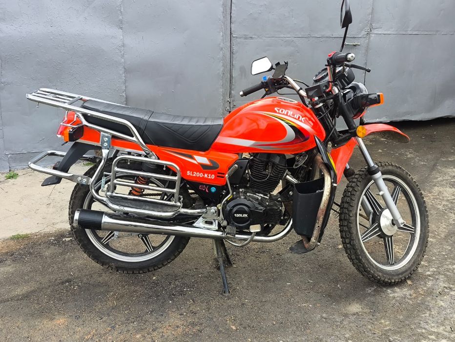 Продам мотоцикл Sonik 200куб