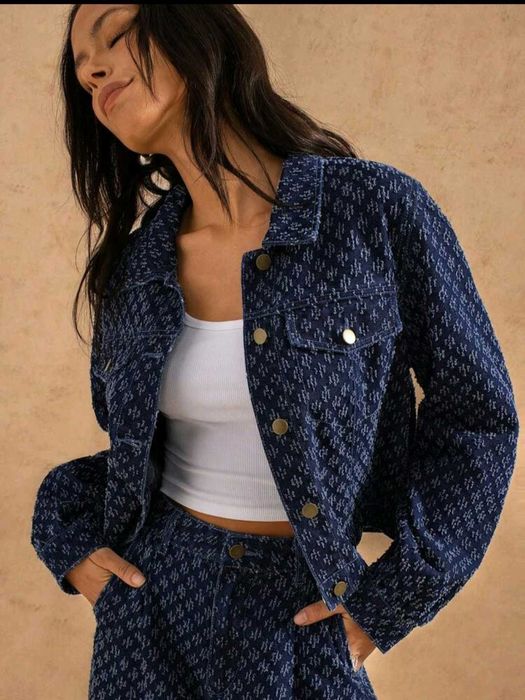 Дамско дънково яке