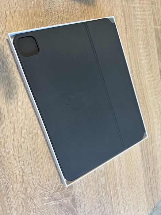 iPad Air (4th & 5th gen) Magic Keyboard