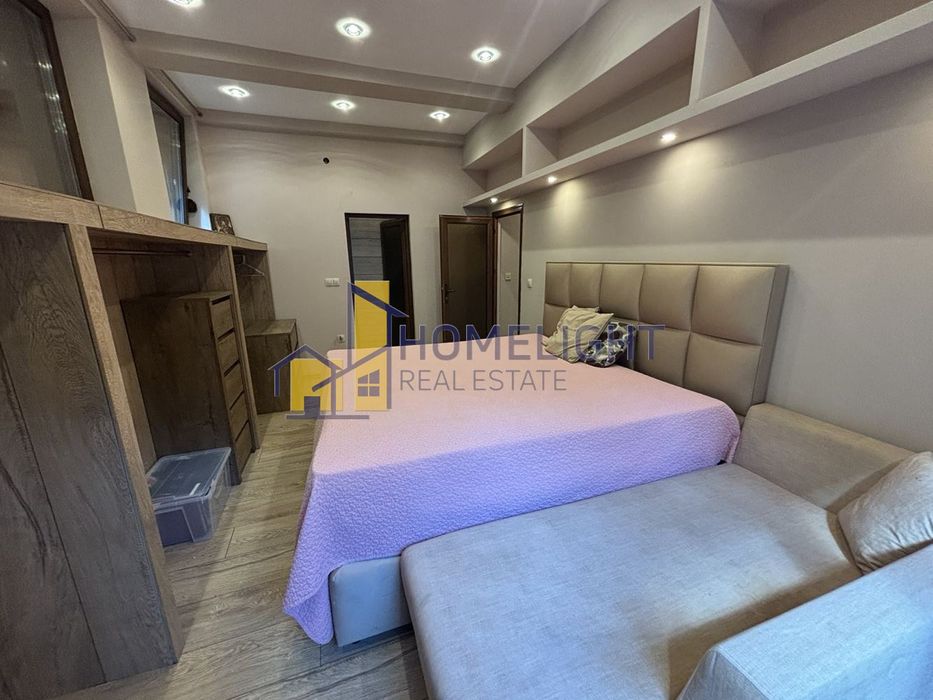 Самостоятелна къща в кв. Драгалевци