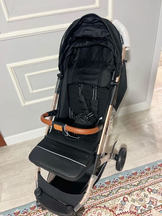 Коляска удобный