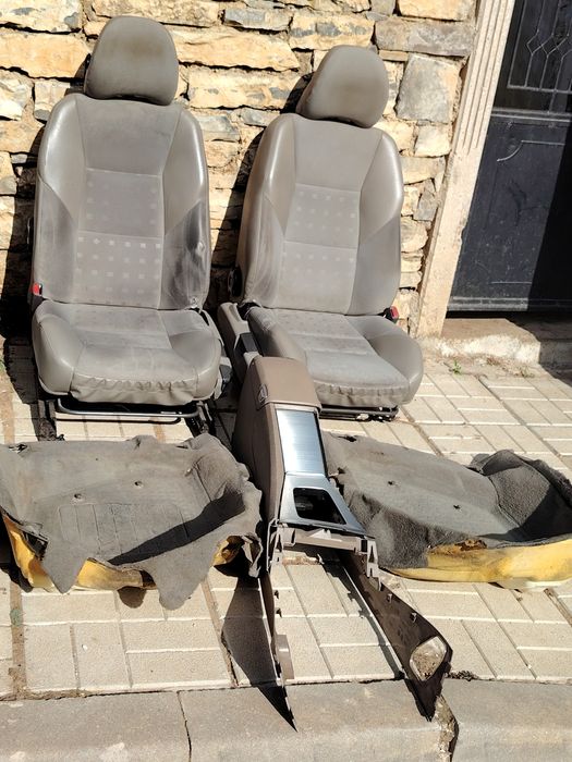 Салон за Волво S60